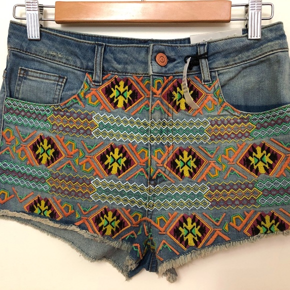 Topshop Moto Highwasted Shorts Size 28 - Picture 1 of 3